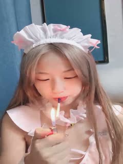 1情趣女仆装超嫩美少